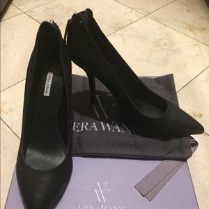 Vera Wang Black Leather Pumps Never Worn